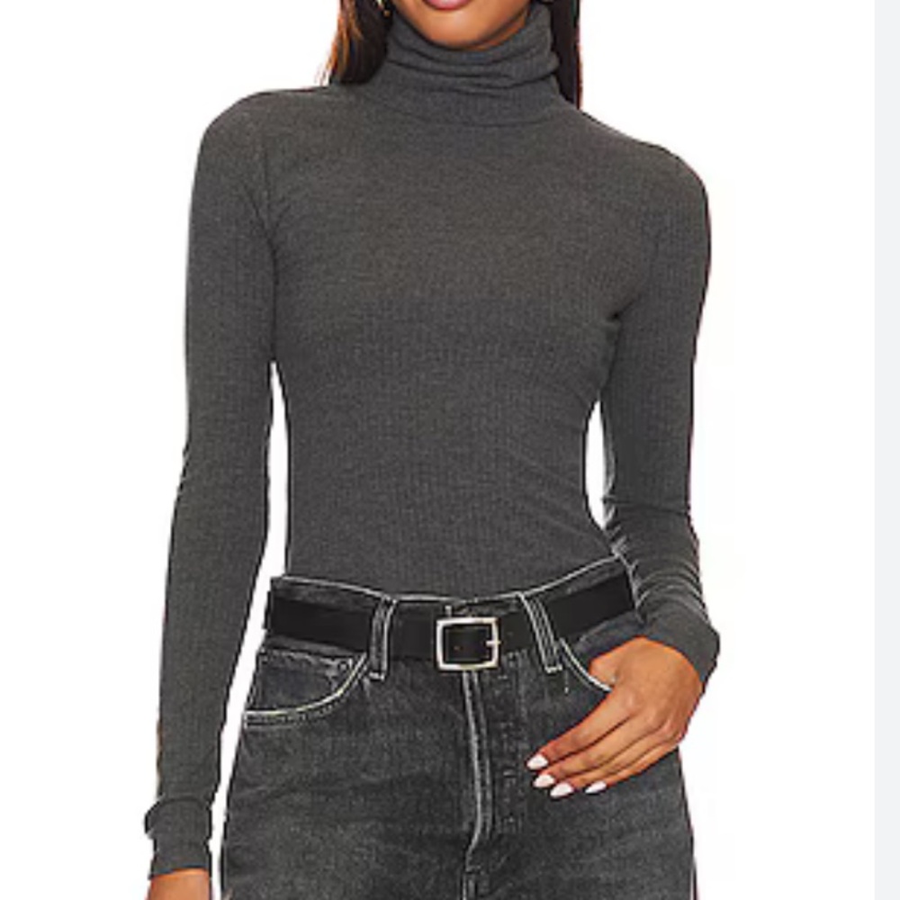 NEW House of Harlow 1960 X Revolve Peyton Sweater
